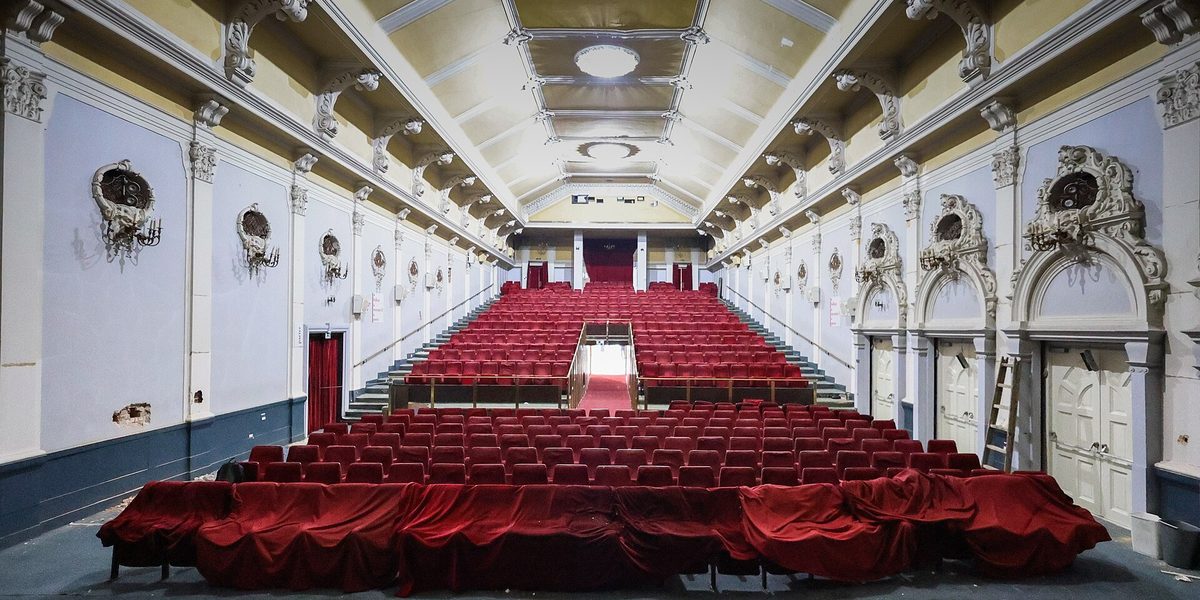 Motion Seats and 4D Cinema Upgrades: Gimmick or Game-Changer?